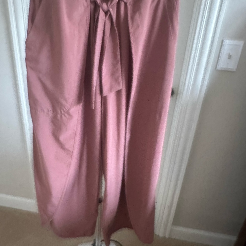 Lululemon Athletica Pink Tie-Waist Pants
